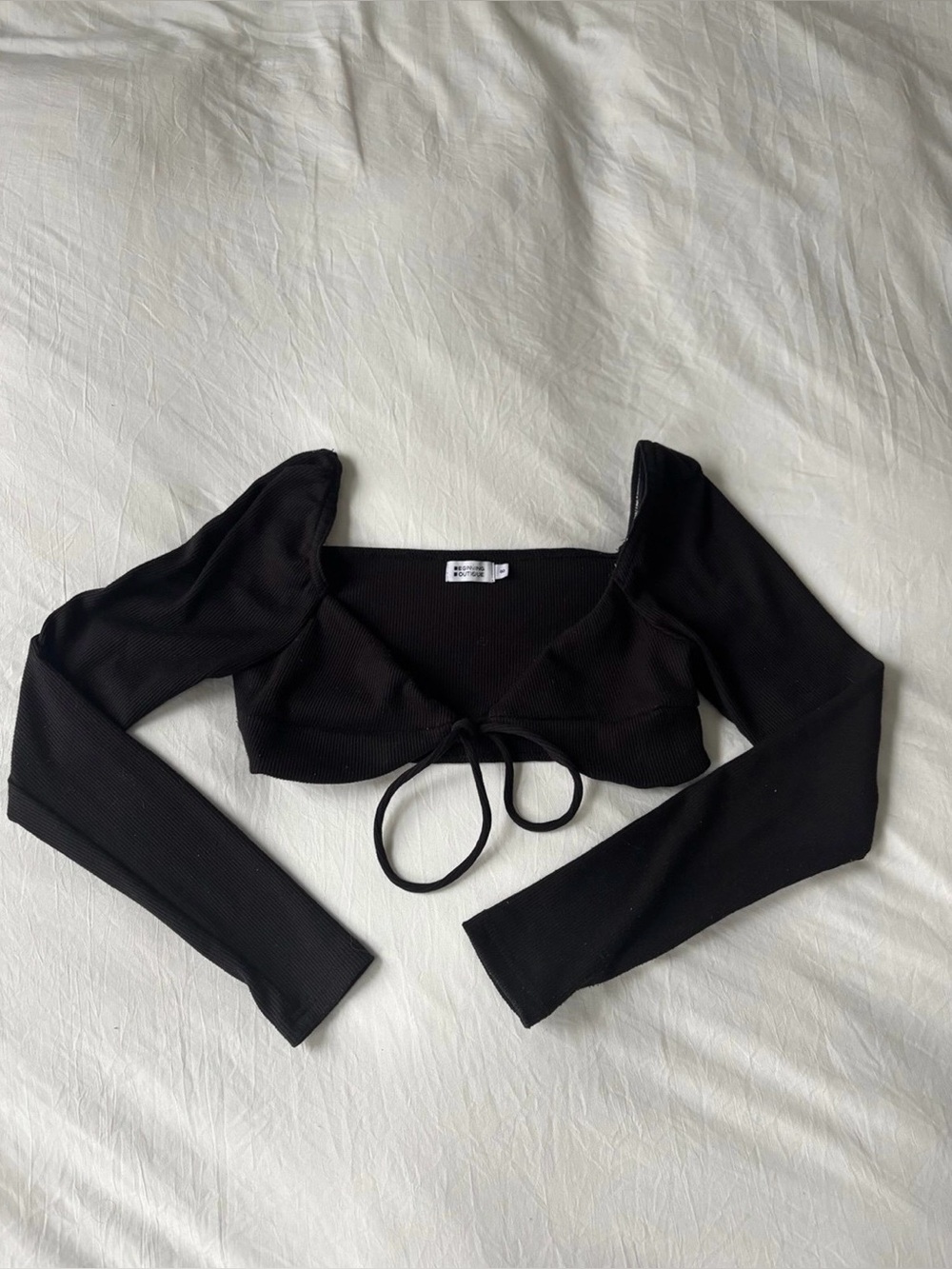 Black Ribbed Tie Front Long Sleeve Crop Top – Beginning Boutique